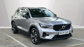 Volvo XC40 2.0 B3P Ultra Dark 5dr Auto Petrol Estate